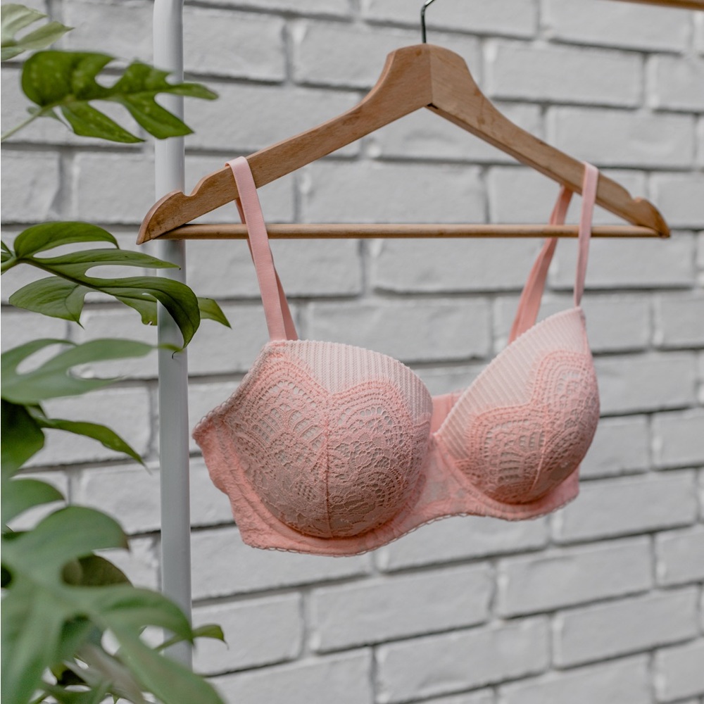 Victoria’s Secret Dream Angels Lined Demi Bra, 34DD, Light Coral